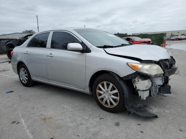 Photo 3 VIN: 2T1BU4EE3CC811004 - TOYOTA COROLLA 