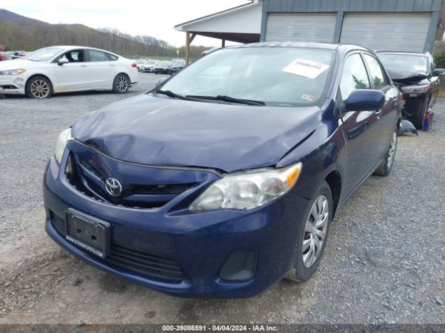 Photo 5 VIN: 2T1BU4EE3CC840003 - TOYOTA COROLLA 