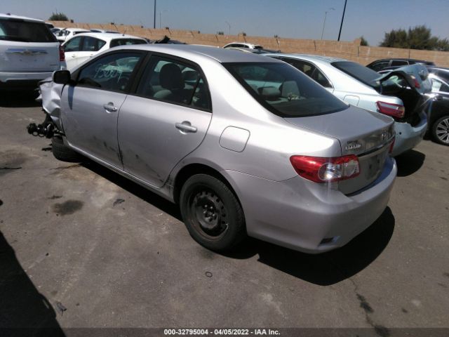 Photo 2 VIN: 2T1BU4EE3CC870134 - TOYOTA COROLLA 