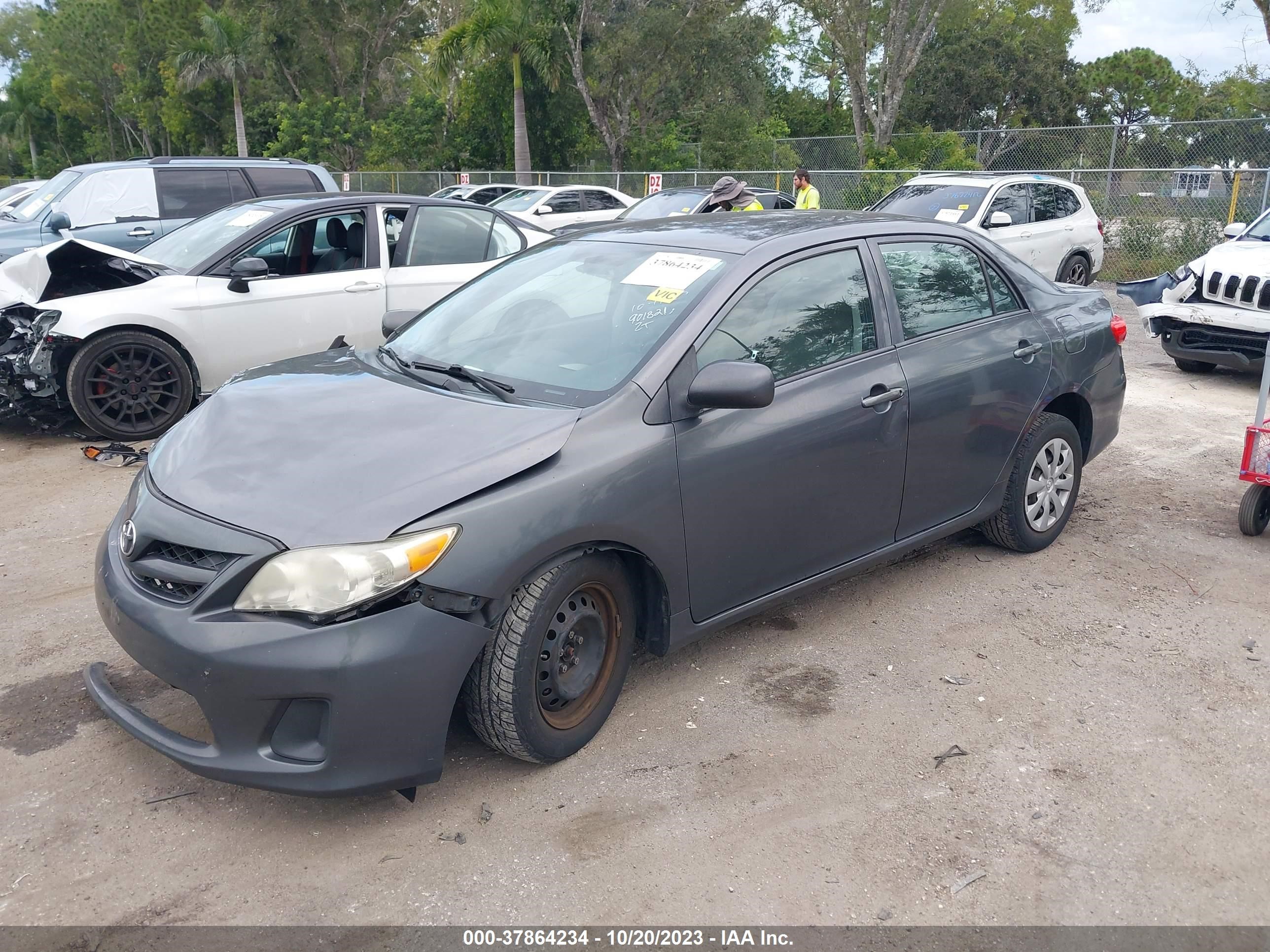 Photo 1 VIN: 2T1BU4EE3CC901821 - TOYOTA COROLLA 