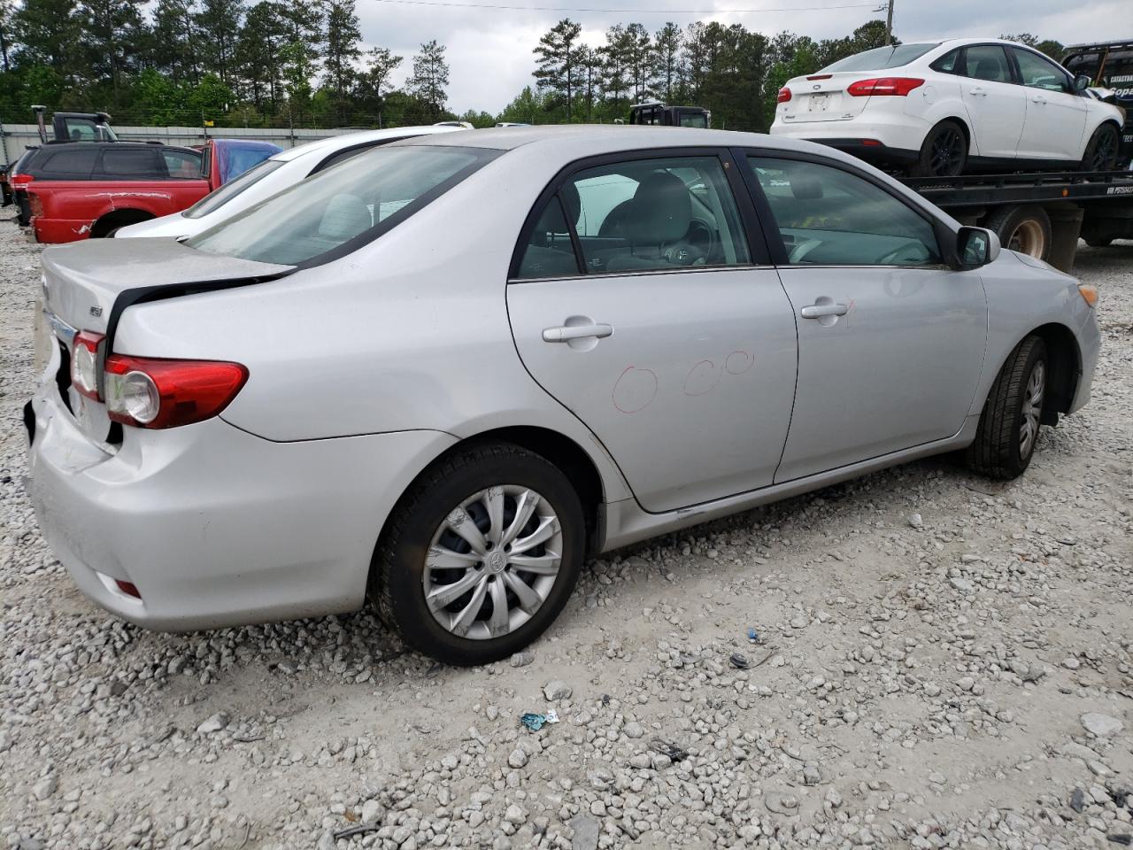 Photo 2 VIN: 2T1BU4EE3DC053392 - TOYOTA COROLLA 