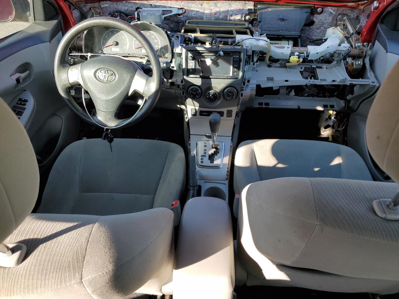 Photo 7 VIN: 2T1BU4EE3DC070001 - TOYOTA COROLLA 