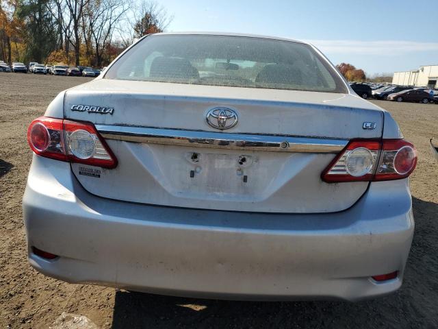 Photo 5 VIN: 2T1BU4EE3DC085307 - TOYOTA COROLLA BA 