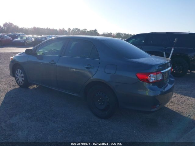 Photo 2 VIN: 2T1BU4EE3DC956884 - TOYOTA COROLLA 