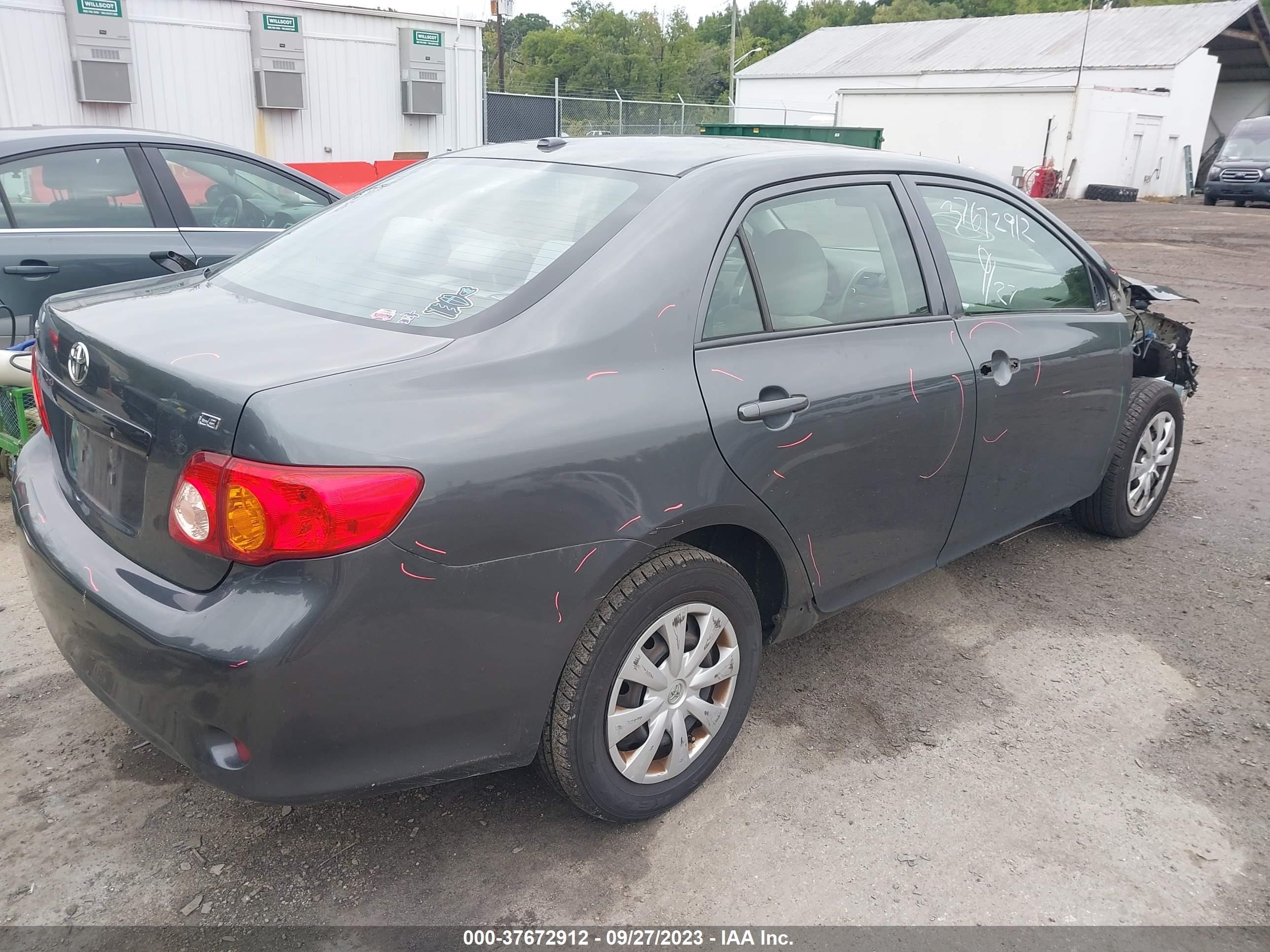 Photo 3 VIN: 2T1BU4EE4AC296690 - TOYOTA COROLLA 