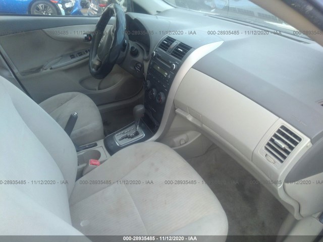 Photo 4 VIN: 2T1BU4EE4AC402989 - TOYOTA COROLLA 