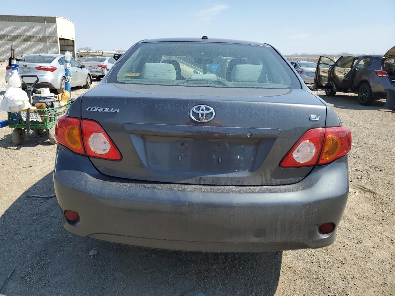 Photo 5 VIN: 2T1BU4EE4AC411076 - TOYOTA COROLLA 