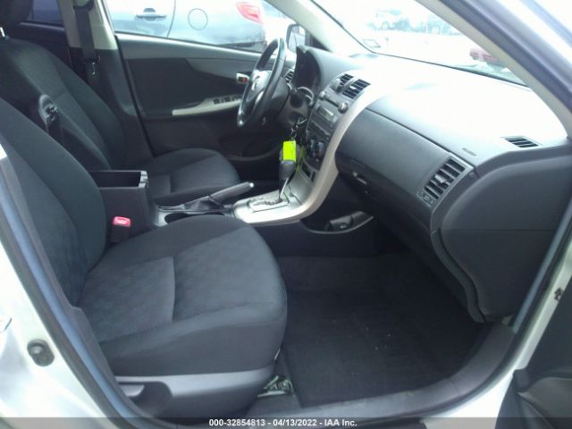 Photo 4 VIN: 2T1BU4EE4AC519102 - TOYOTA COROLLA 