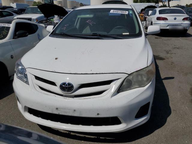 Photo 4 VIN: 2T1BU4EE4BC541862 - TOYOTA COROLLA BA 