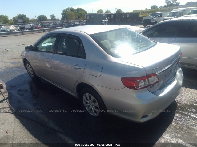 Photo 2 VIN: 2T1BU4EE4BC551307 - TOYOTA COROLLA 