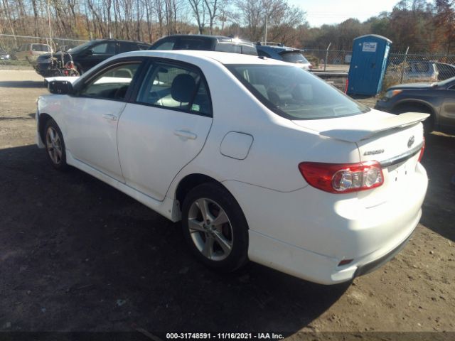 Photo 2 VIN: 2T1BU4EE4BC570200 - TOYOTA COROLLA 