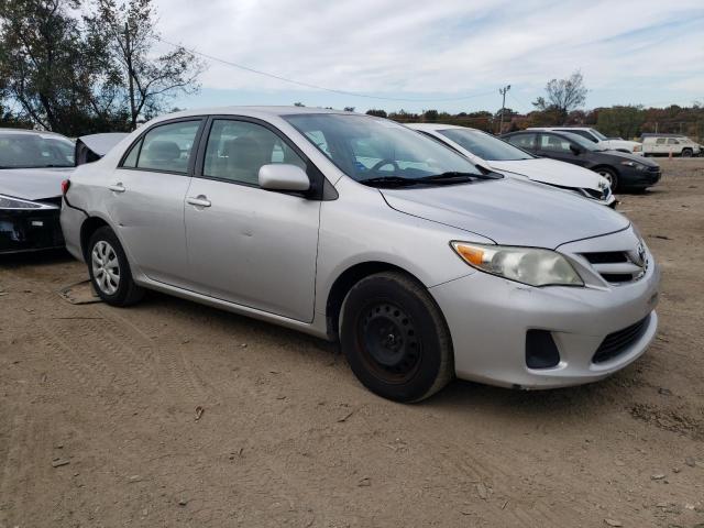 Photo 3 VIN: 2T1BU4EE4BC610758 - TOYOTA COROLLA 