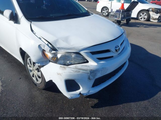 Photo 5 VIN: 2T1BU4EE4BC656316 - TOYOTA COROLLA 