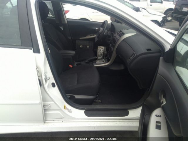 Photo 4 VIN: 2T1BU4EE4BC676940 - TOYOTA COROLLA 