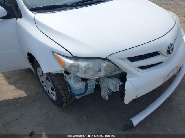 Photo 5 VIN: 2T1BU4EE4BC690546 - TOYOTA COROLLA 