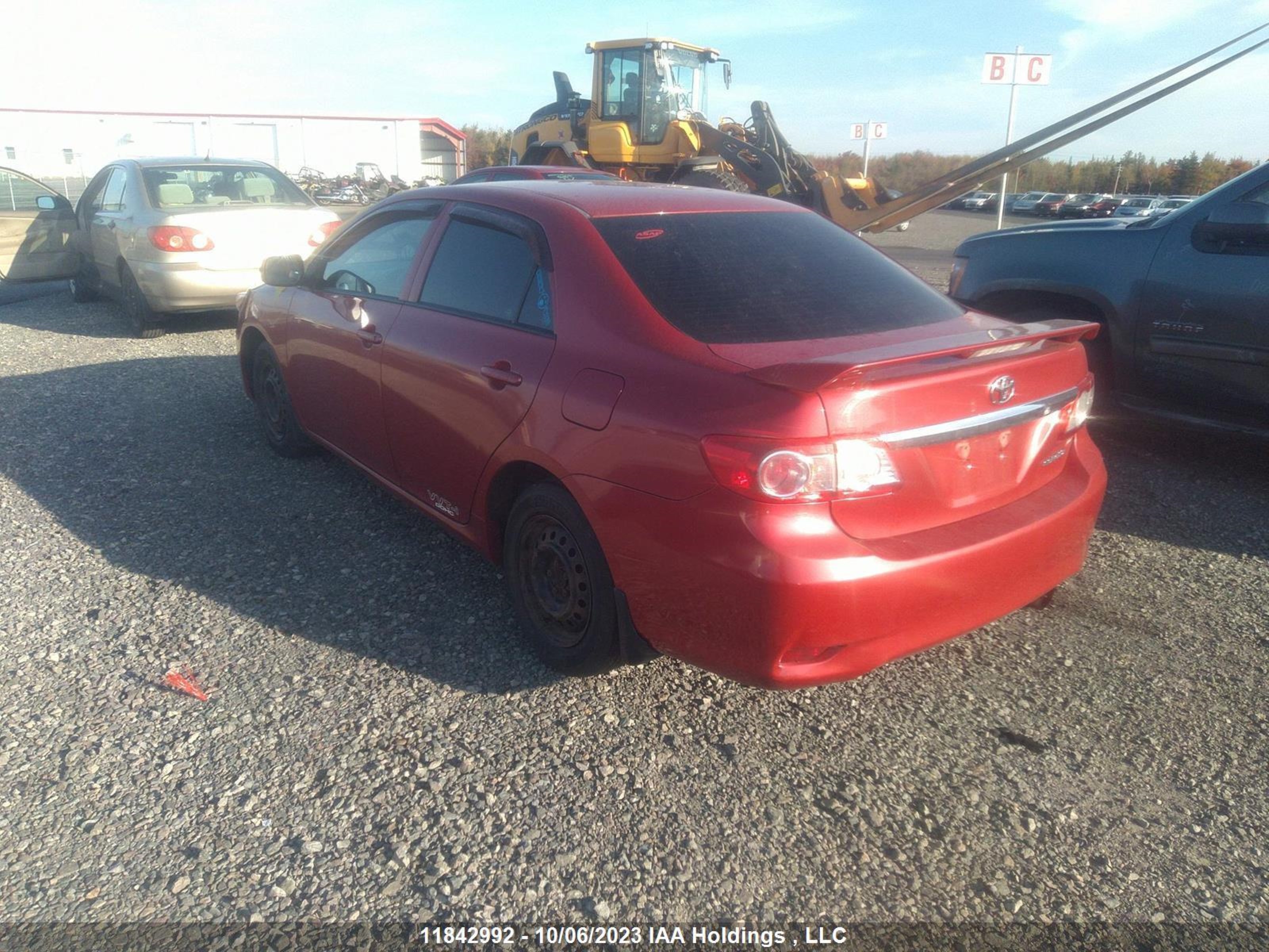 Photo 2 VIN: 2T1BU4EE4BC701450 - TOYOTA COROLLA 