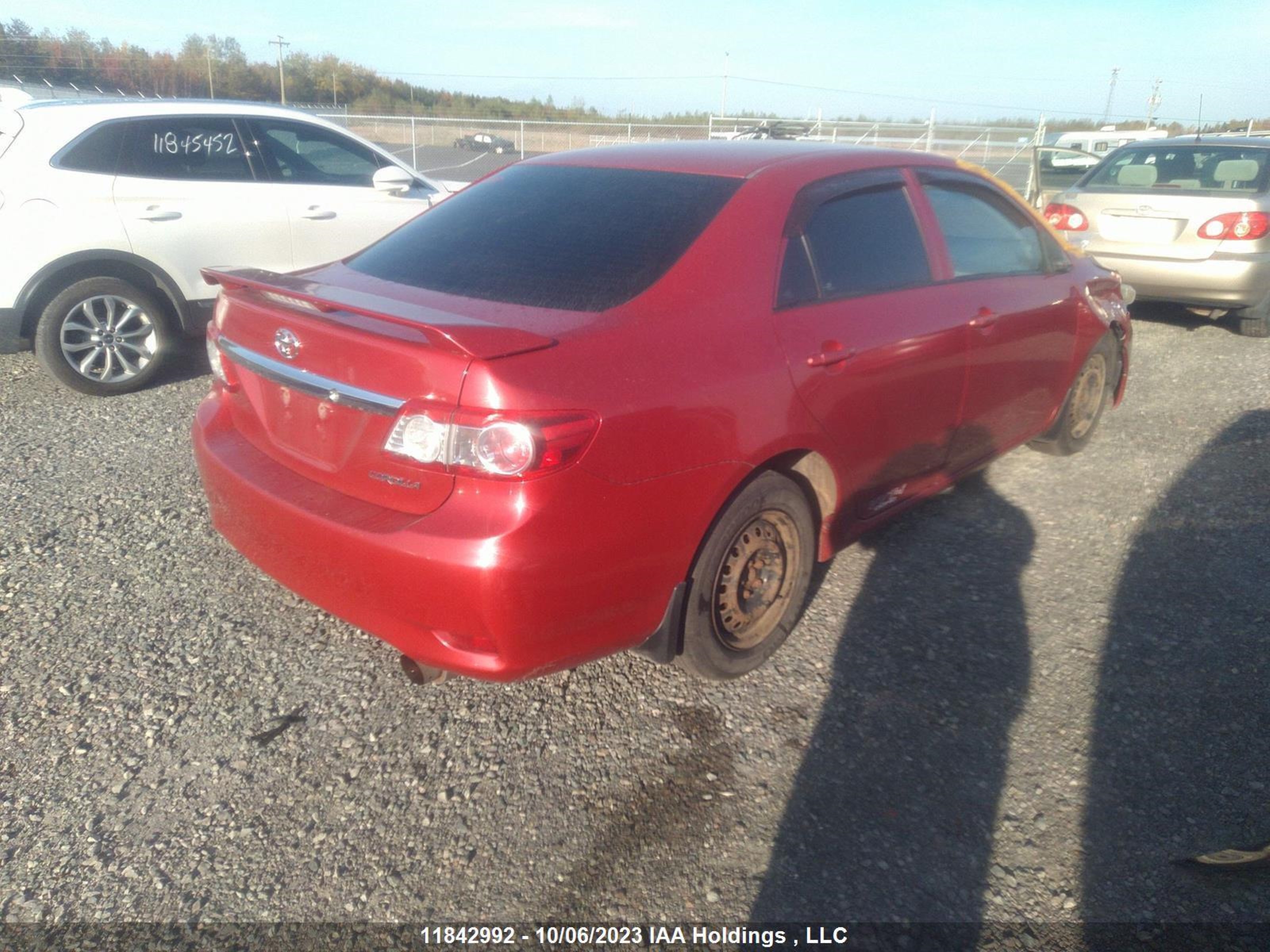 Photo 3 VIN: 2T1BU4EE4BC701450 - TOYOTA COROLLA 