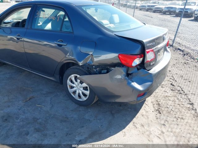 Photo 5 VIN: 2T1BU4EE4BC702873 - TOYOTA COROLLA 