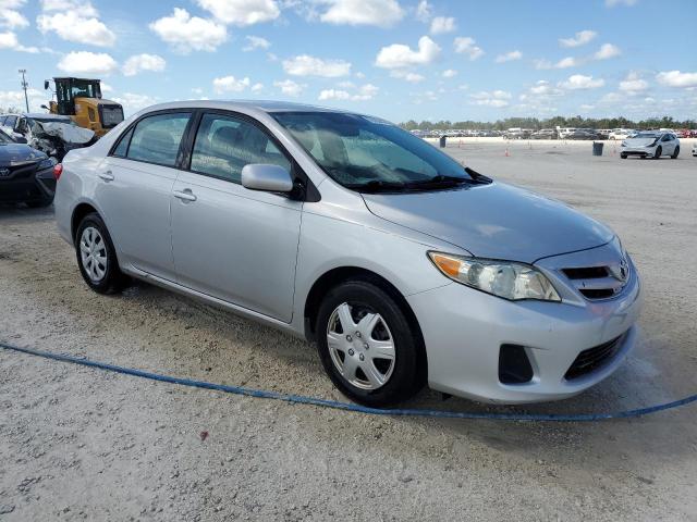 Photo 3 VIN: 2T1BU4EE4BC724758 - TOYOTA COROLLA 