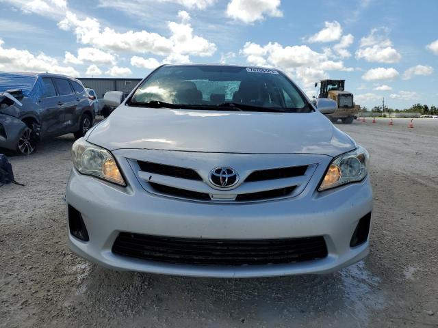 Photo 4 VIN: 2T1BU4EE4BC724758 - TOYOTA COROLLA 