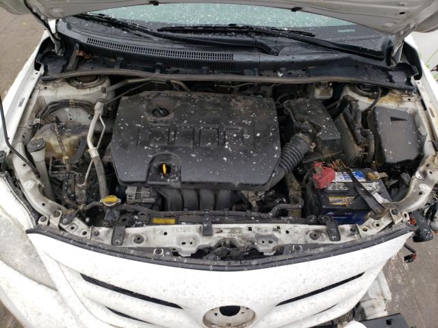 Photo 6 VIN: 2T1BU4EE4BC740927 - TOYOTA COROLLA BA 