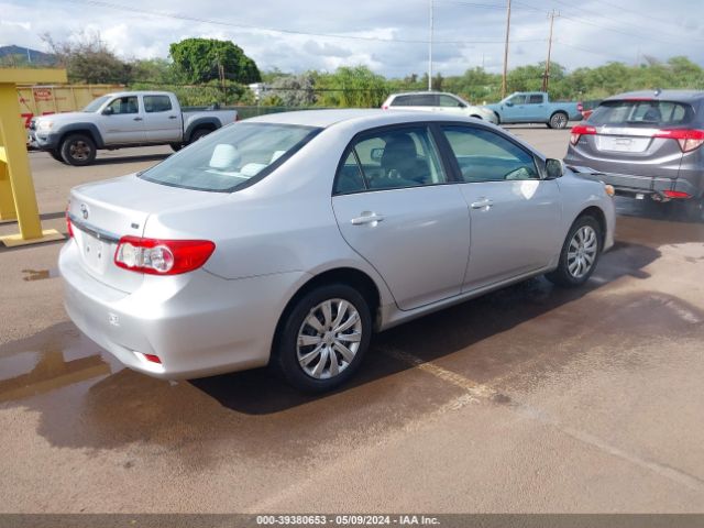 Photo 3 VIN: 2T1BU4EE4CC755736 - TOYOTA COROLLA 