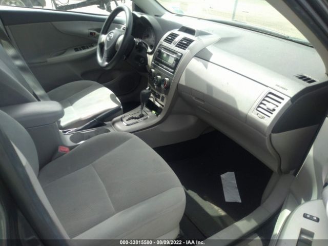 Photo 4 VIN: 2T1BU4EE4CC818432 - TOYOTA COROLLA 