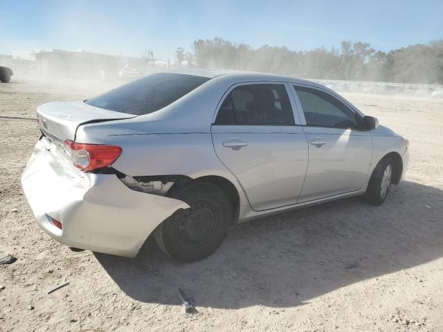 Photo 2 VIN: 2T1BU4EE4CC865041 - TOYOTA COROLLA 