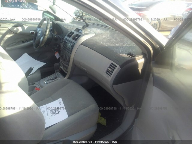 Photo 4 VIN: 2T1BU4EE4CC865377 - TOYOTA COROLLA 