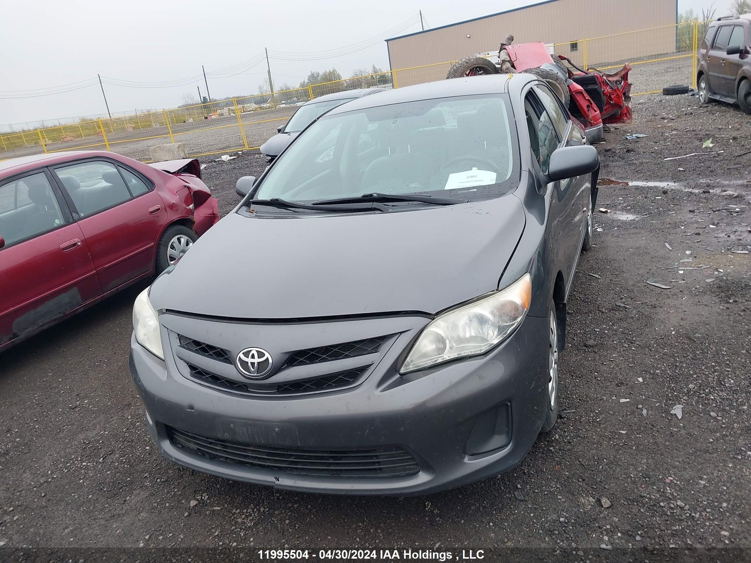 Photo 11 VIN: 2T1BU4EE4CC874211 - TOYOTA COROLLA 