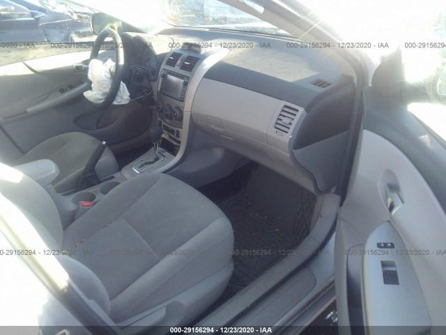 Photo 4 VIN: 2T1BU4EE4DC010874 - TOYOTA COROLLA 