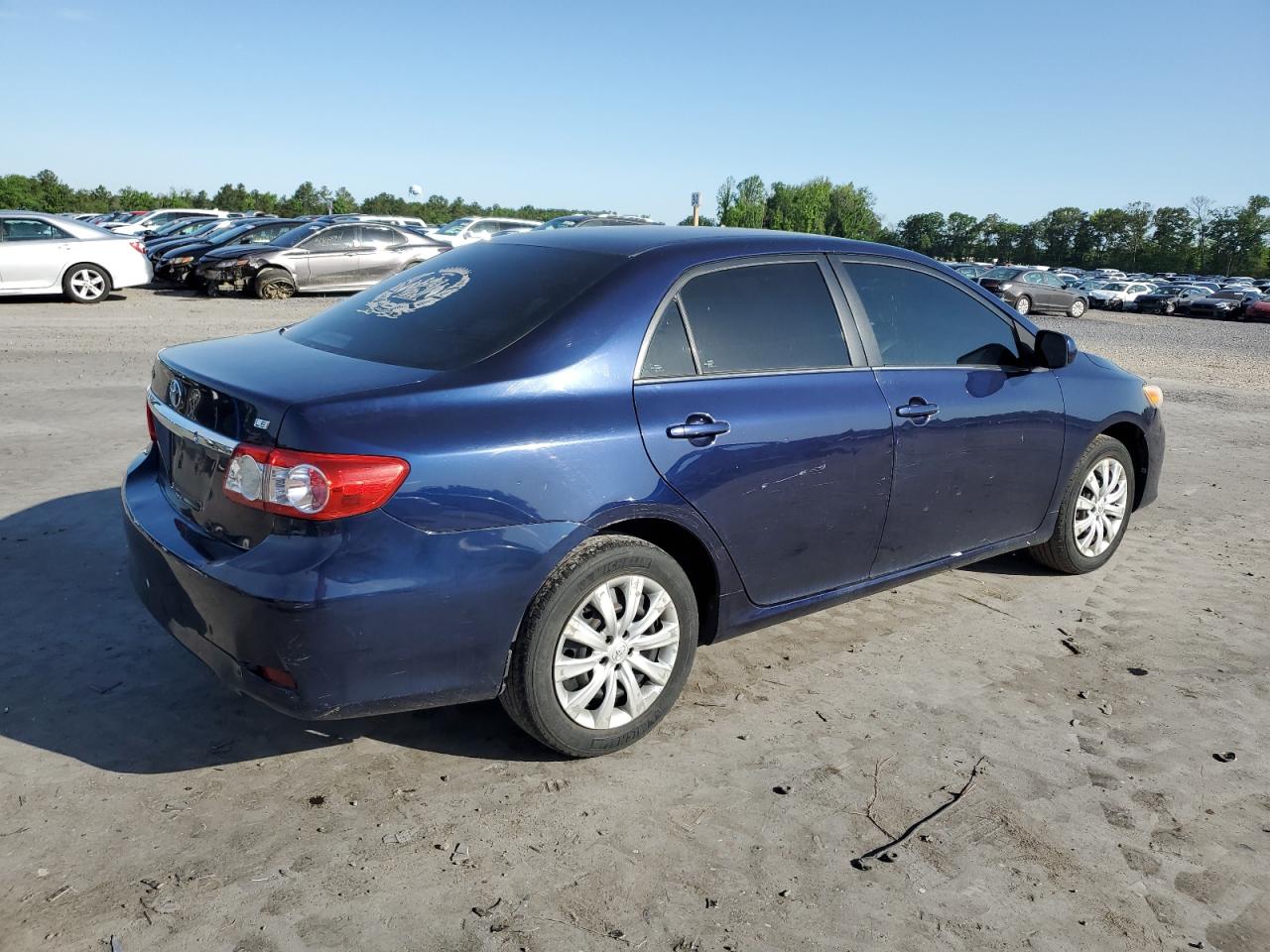 Photo 2 VIN: 2T1BU4EE4DC021065 - TOYOTA COROLLA 