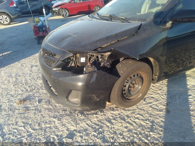 Photo 5 VIN: 2T1BU4EE4DC098860 - TOYOTA COROLLA 