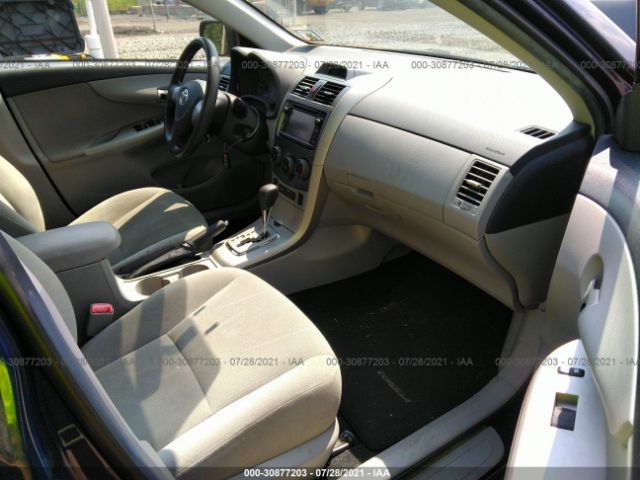 Photo 4 VIN: 2T1BU4EE4DC109811 - TOYOTA COROLLA 