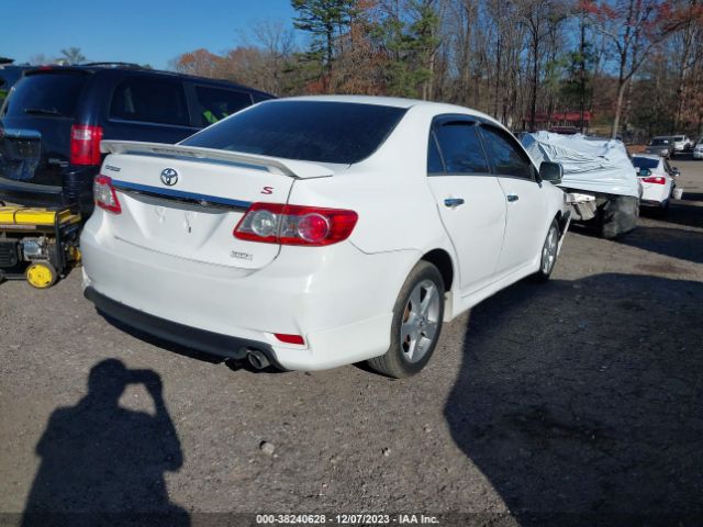 Photo 3 VIN: 2T1BU4EE4DC955355 - TOYOTA COROLLA 