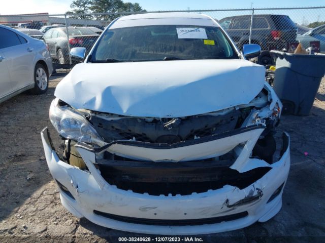 Photo 5 VIN: 2T1BU4EE4DC955355 - TOYOTA COROLLA 