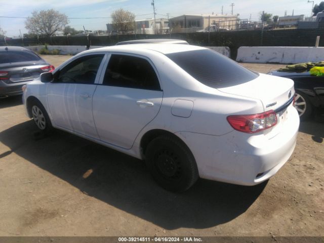 Photo 2 VIN: 2T1BU4EE4DC971832 - TOYOTA COROLLA 