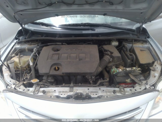 Photo 9 VIN: 2T1BU4EE4DC975928 - TOYOTA COROLLA 