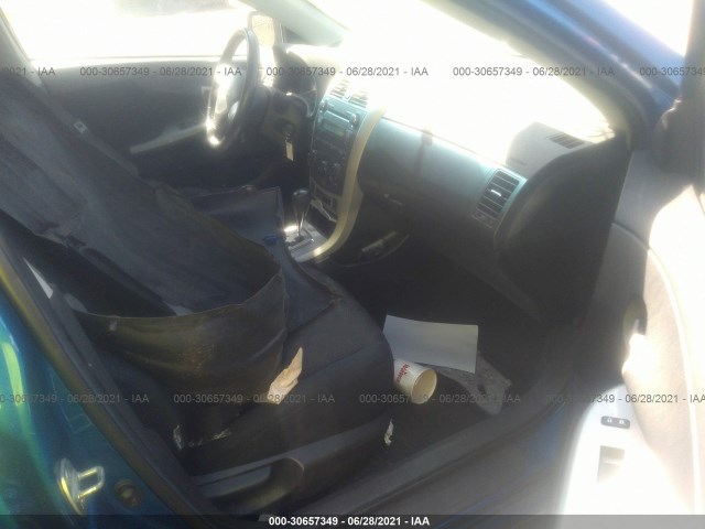 Photo 4 VIN: 2T1BU4EE5AC272625 - TOYOTA COROLLA 