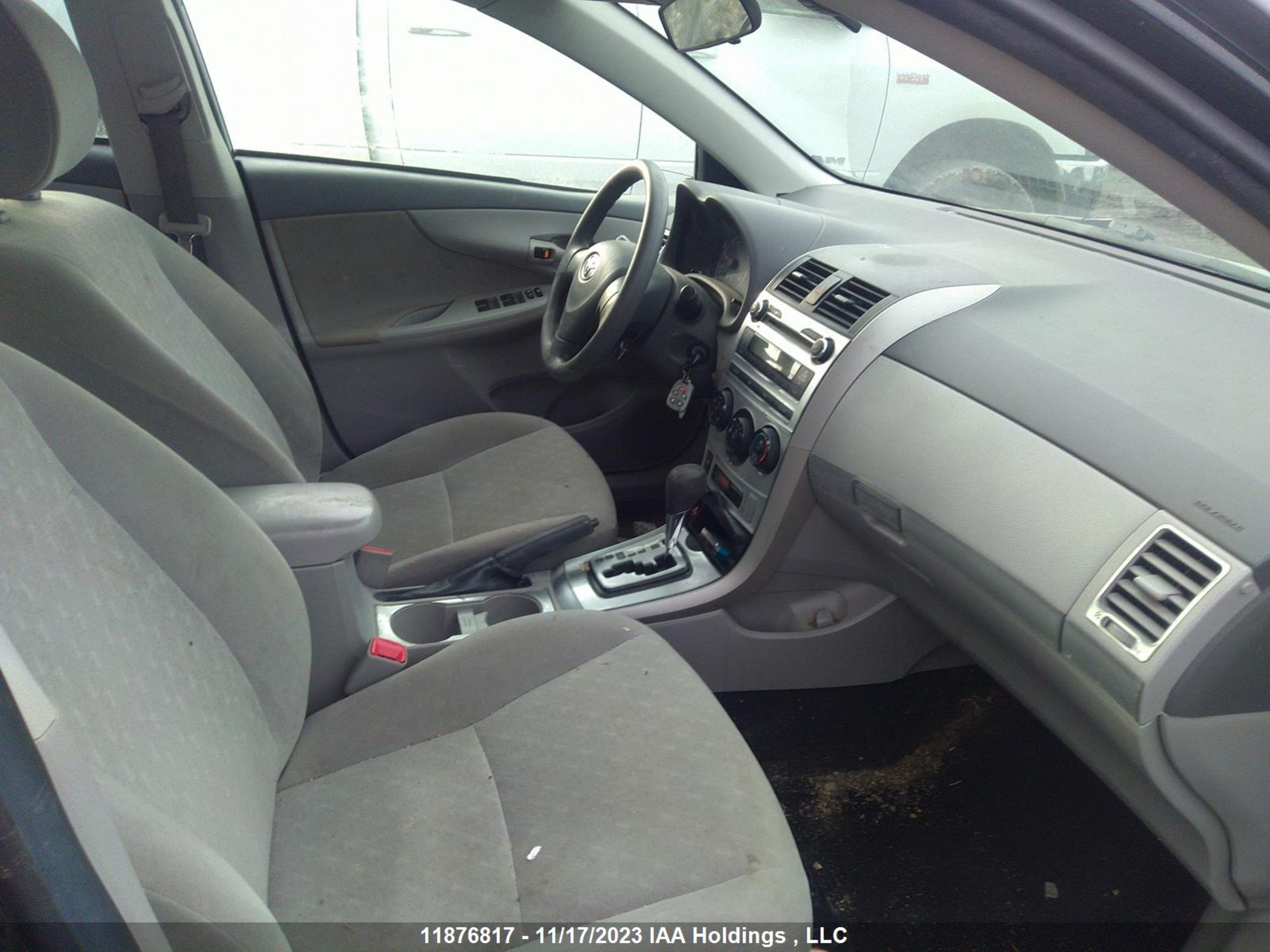 Photo 4 VIN: 2T1BU4EE5AC379481 - TOYOTA COROLLA 