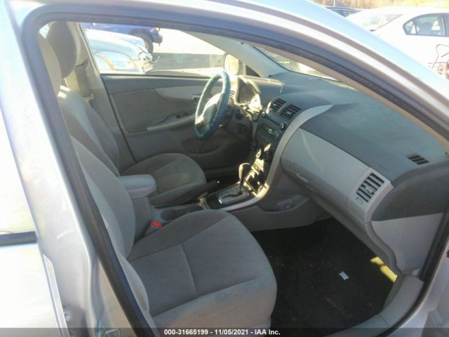 Photo 4 VIN: 2T1BU4EE5AC459721 - TOYOTA COROLLA 