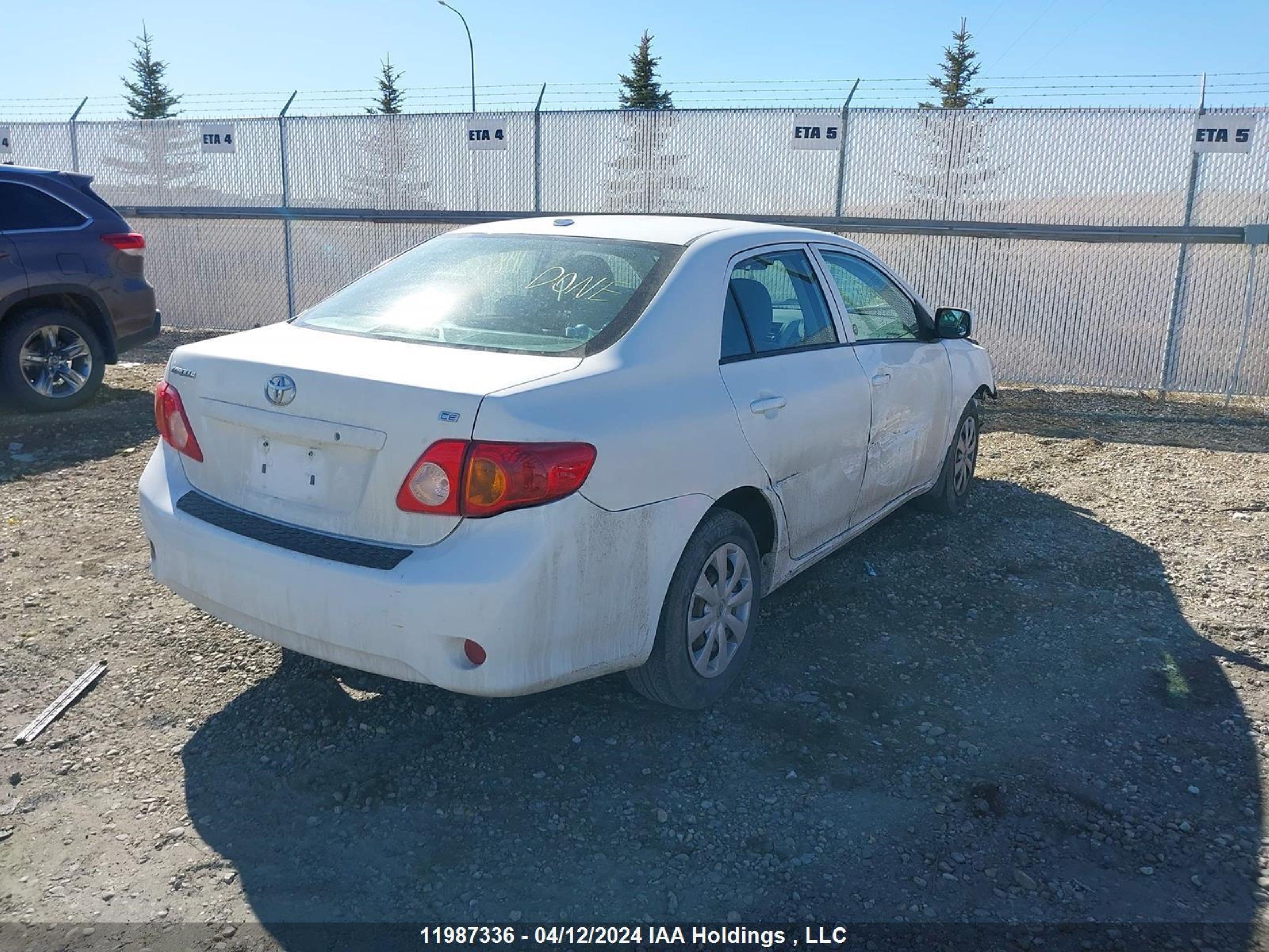 Photo 3 VIN: 2T1BU4EE5AC474218 - TOYOTA COROLLA 