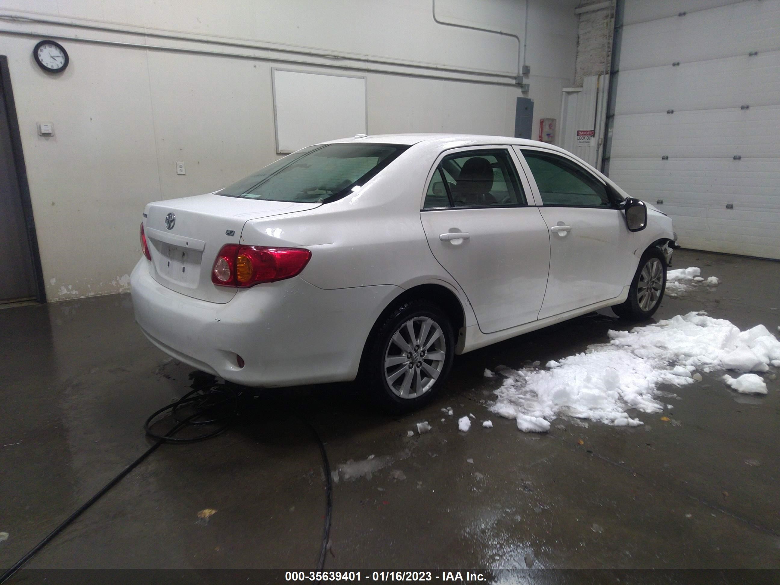 Photo 3 VIN: 2T1BU4EE5AC528066 - TOYOTA COROLLA 