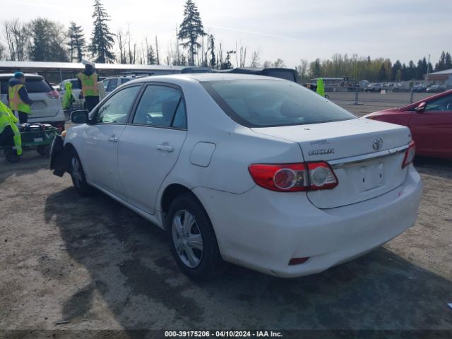 Photo 2 VIN: 2T1BU4EE5BC537688 - TOYOTA COROLLA 