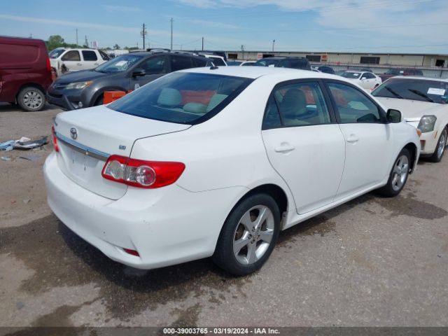 Photo 3 VIN: 2T1BU4EE5BC539229 - TOYOTA COROLLA 