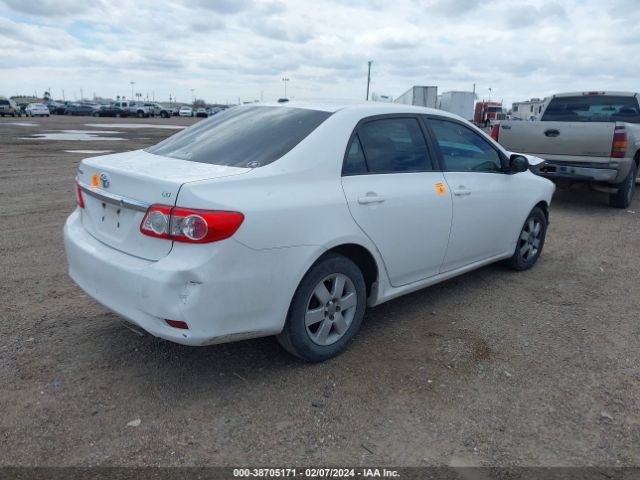 Photo 3 VIN: 2T1BU4EE5BC558721 - TOYOTA COROLLA 