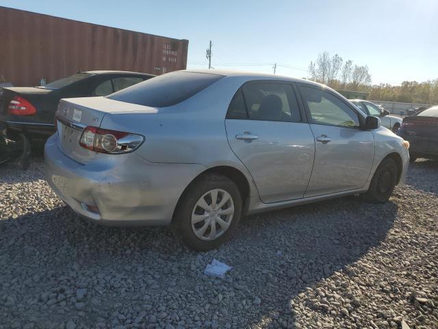 Photo 2 VIN: 2T1BU4EE5BC580640 - TOYOTA COROLLA 