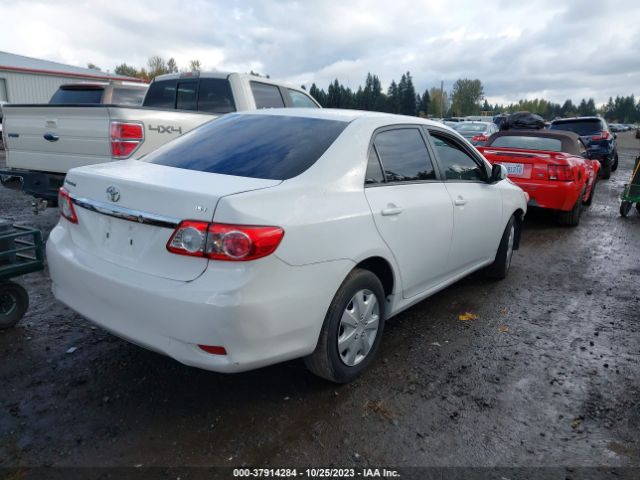 Photo 3 VIN: 2T1BU4EE5BC651352 - TOYOTA COROLLA 