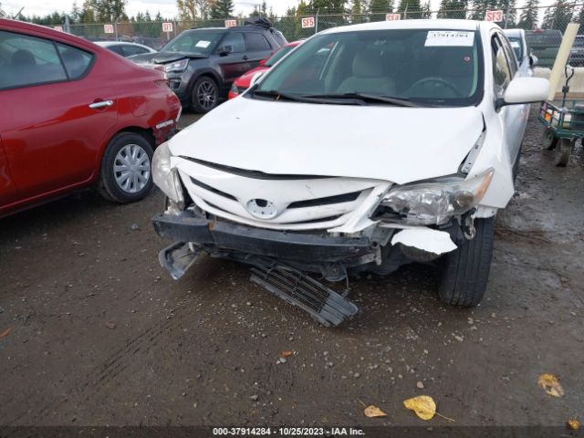 Photo 5 VIN: 2T1BU4EE5BC651352 - TOYOTA COROLLA 