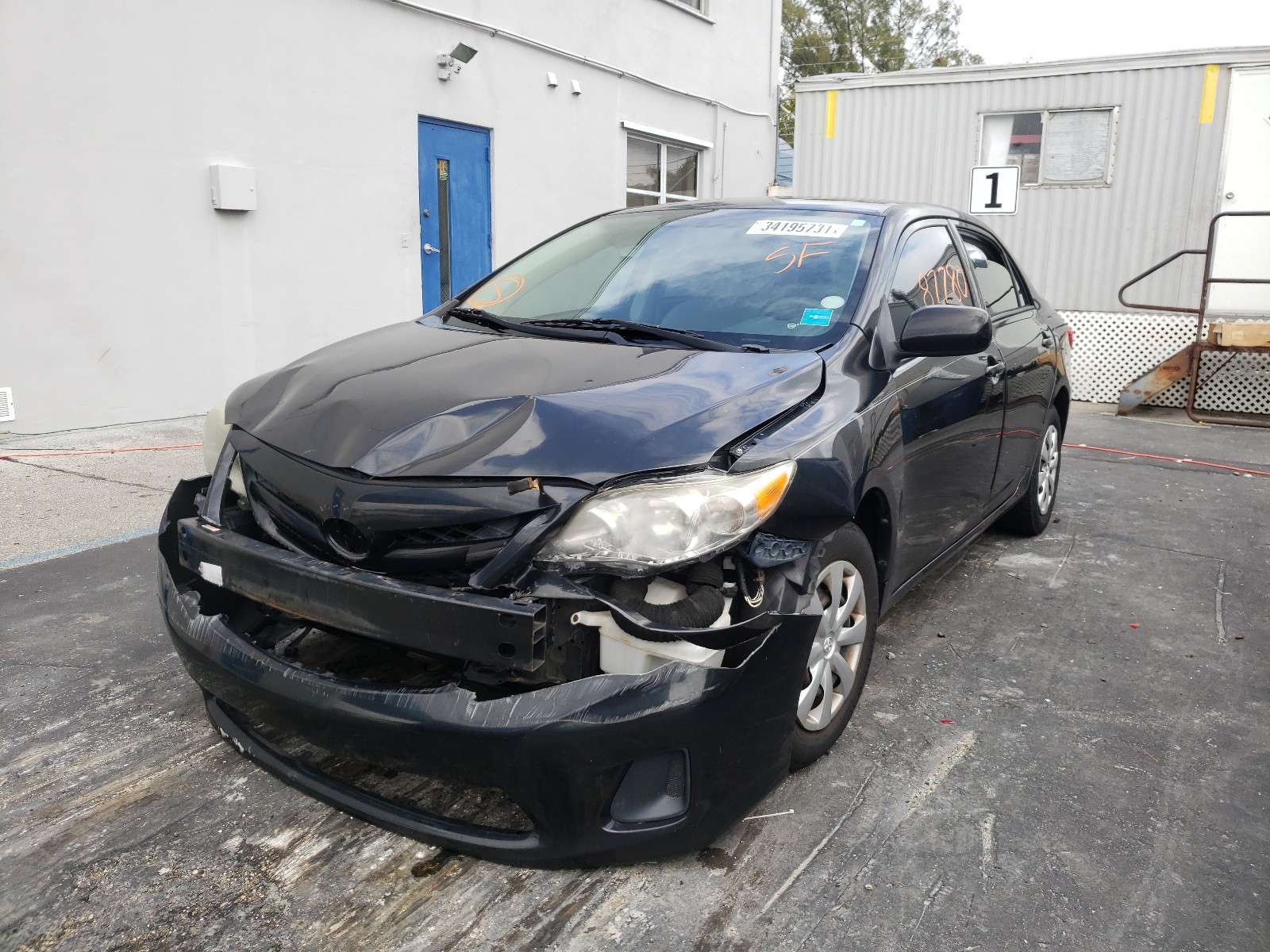 Photo 1 VIN: 2T1BU4EE5BC668605 - TOYOTA COROLLA BA 